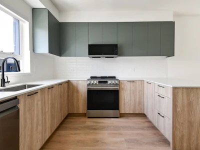 21-33525 Kingston Avenue - 3