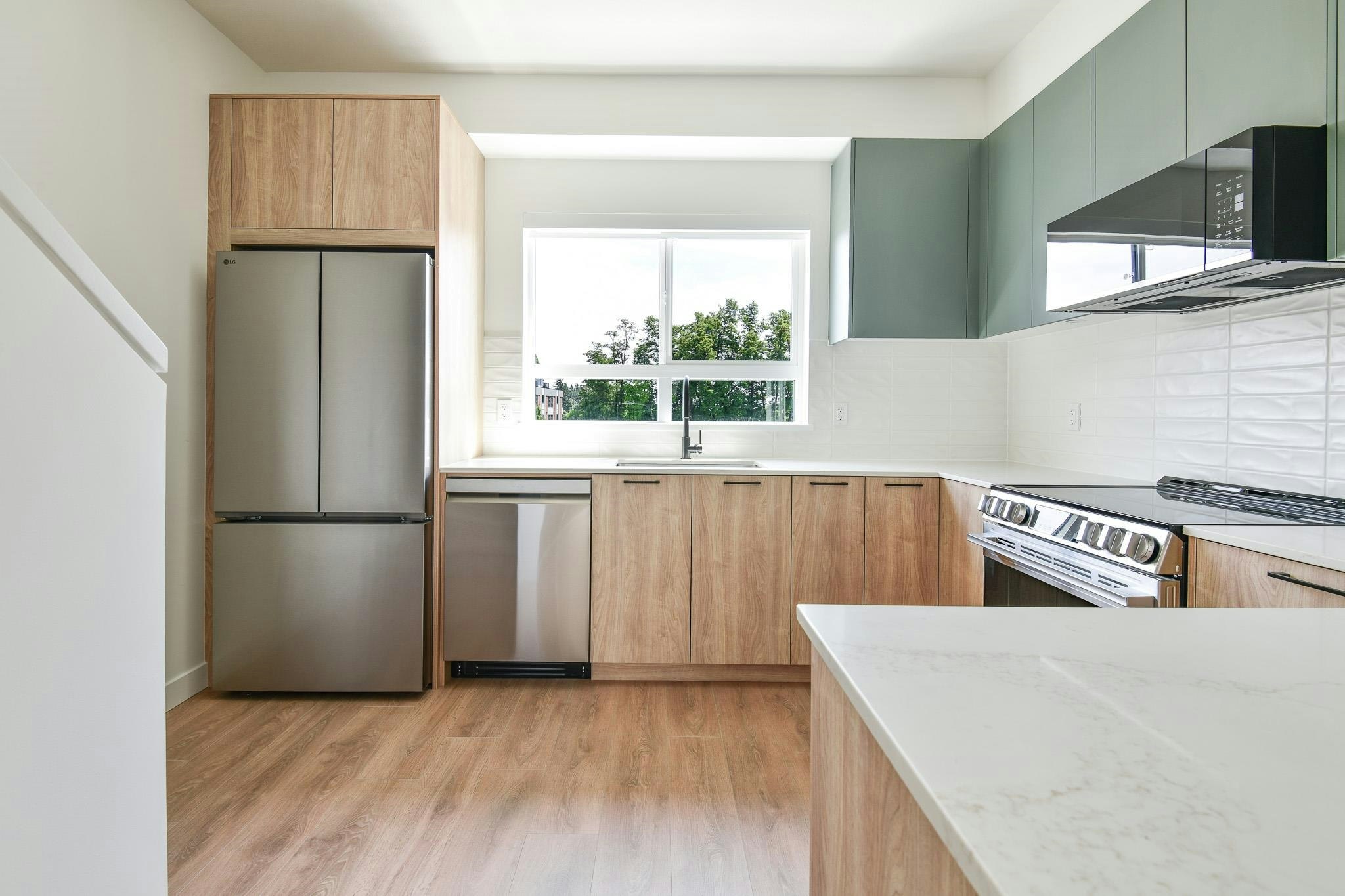 21-33525 Kingston Avenue - 2