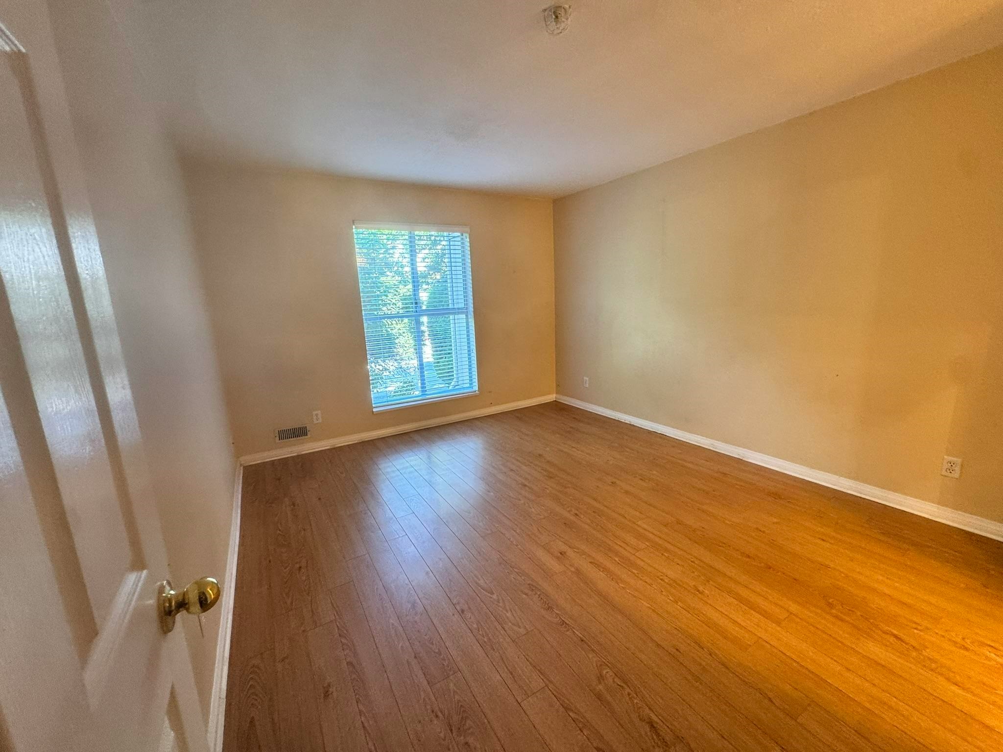 209-7171 121 Street, Surrey, BC, V3W 1G9 - 11