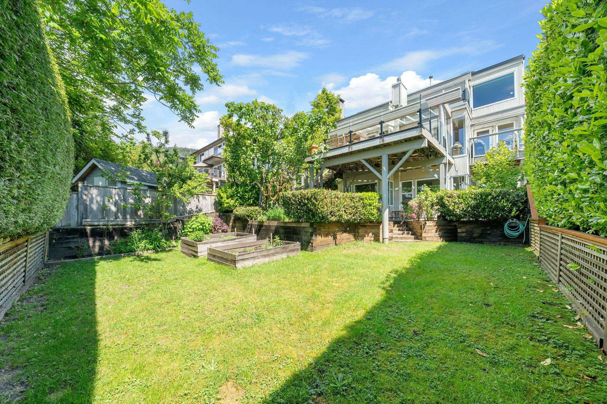 3961 St. Albans Avenue, North Vancouver, BC, V7N 1S9 - 36