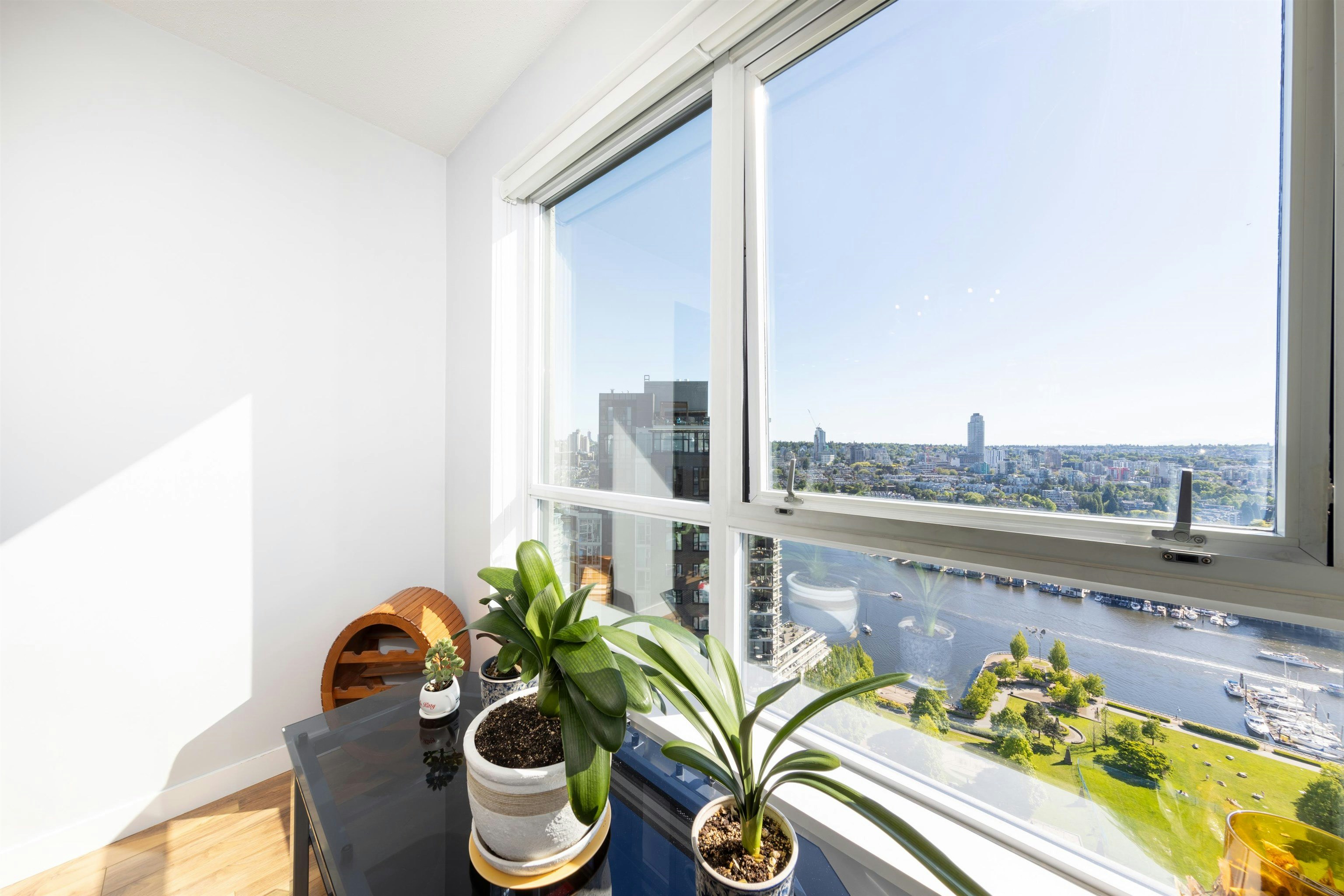 3601-1438 Richards Street, Vancouver, BC, V6Z 3B8 - 5