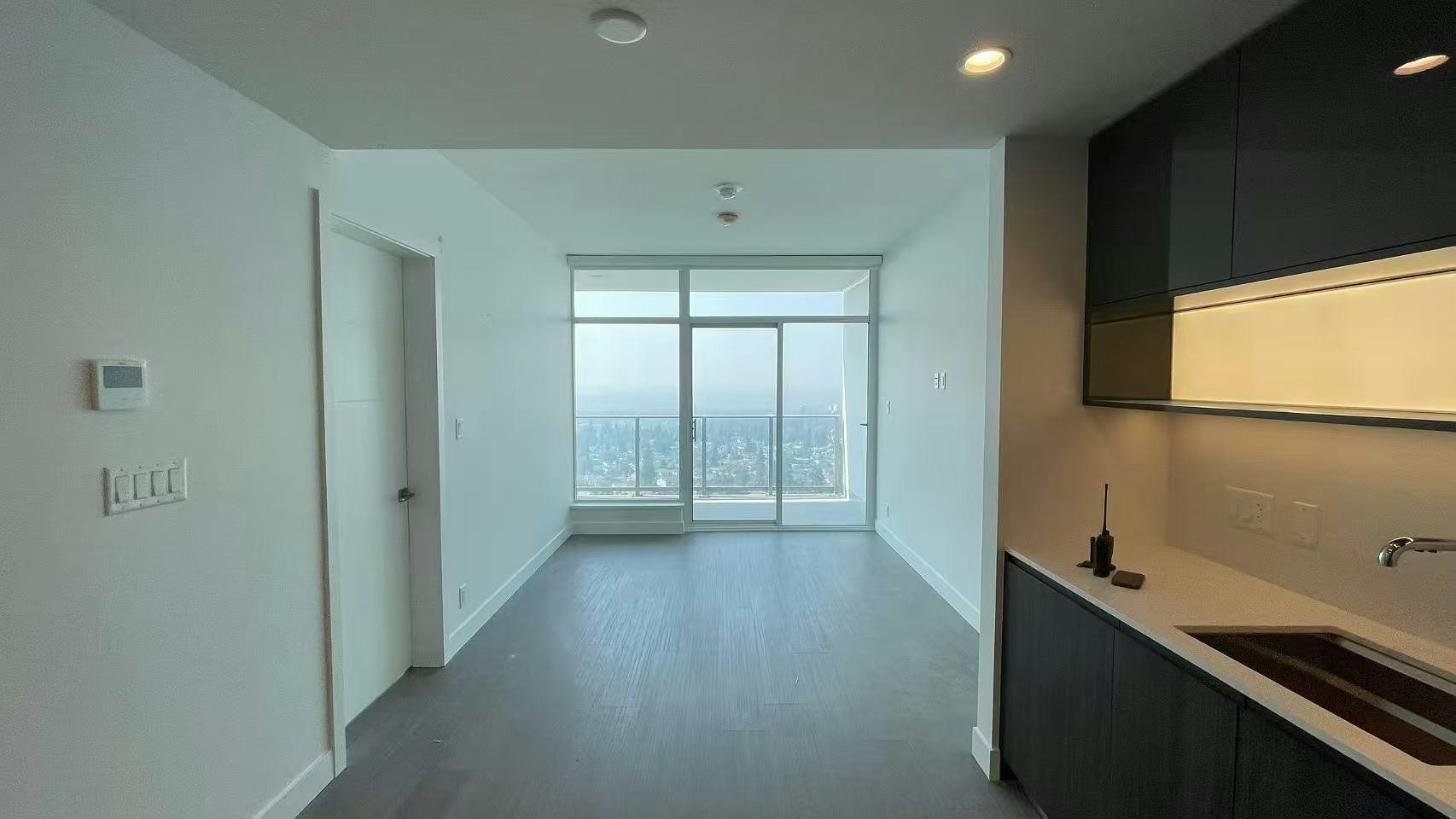2505-6511 Sussex Avenue, Burnaby, BC, V5H 0K5