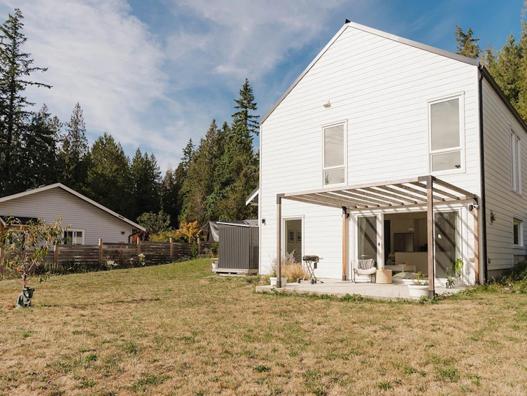 3477 Spruce Road, Roberts Creek, BC, V0N 2W2 - 34