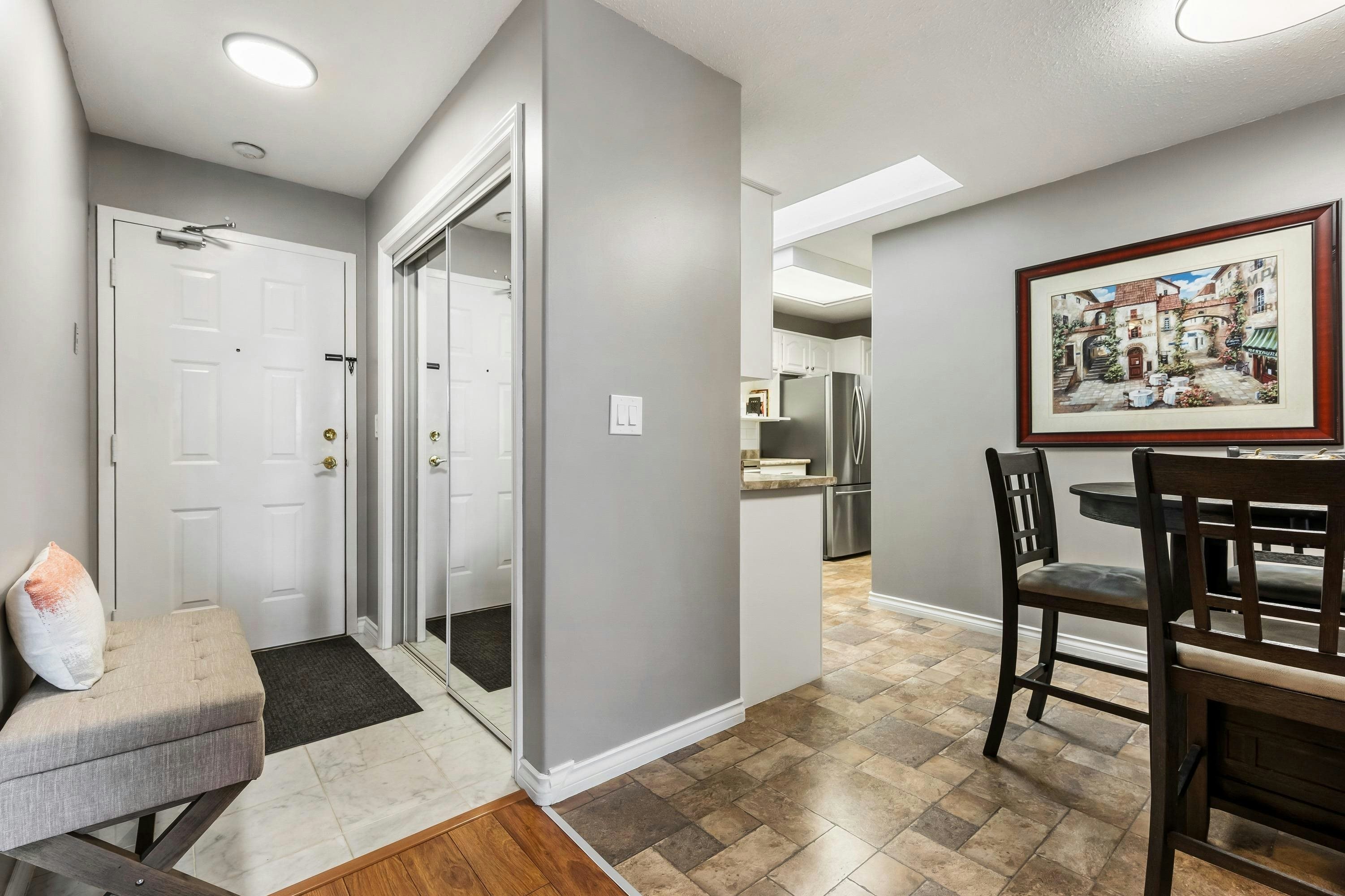 305-8985 Mary Street - 5