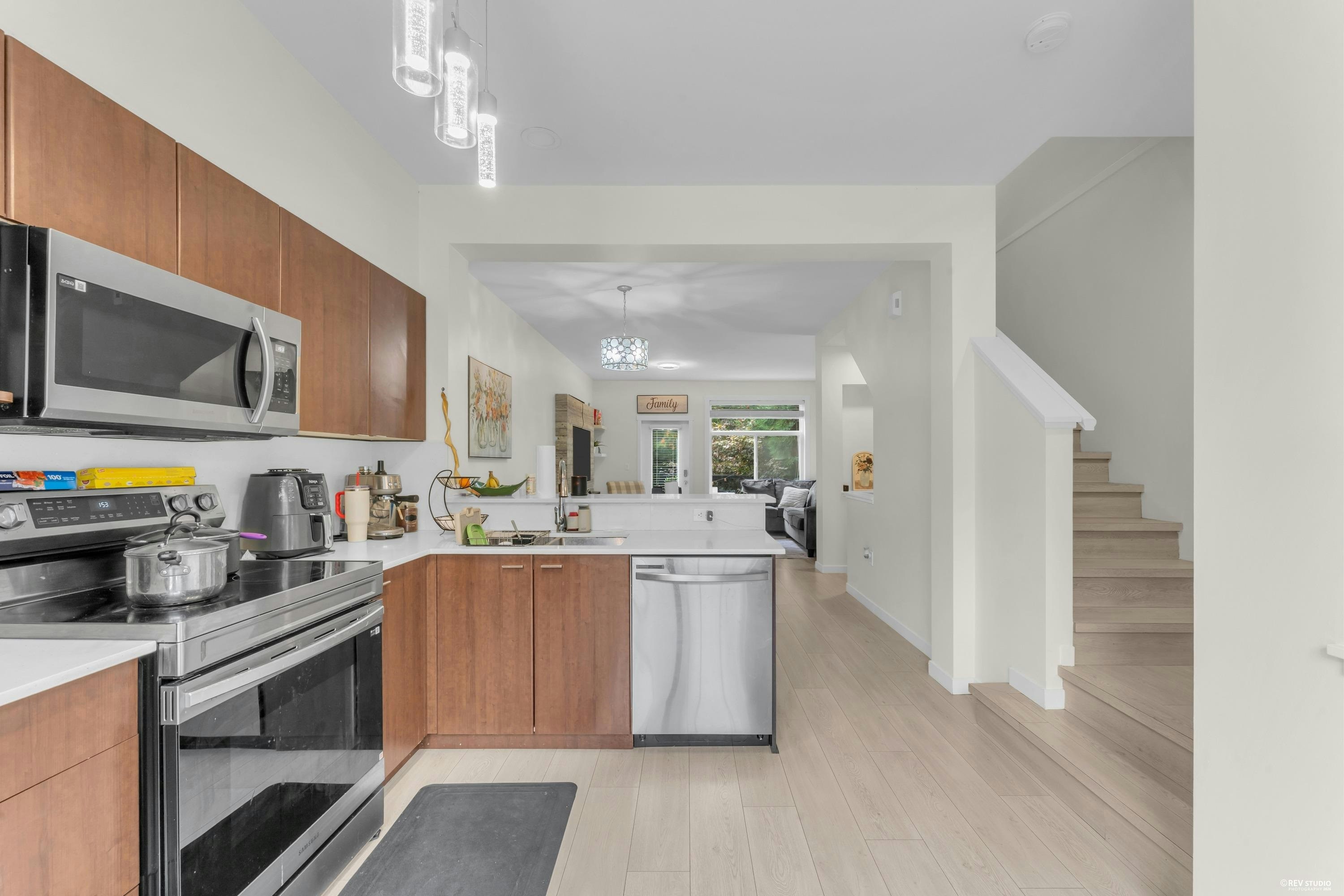 19-15075 60 Avenue, Surrey, BC, V3S 1S1 - 13