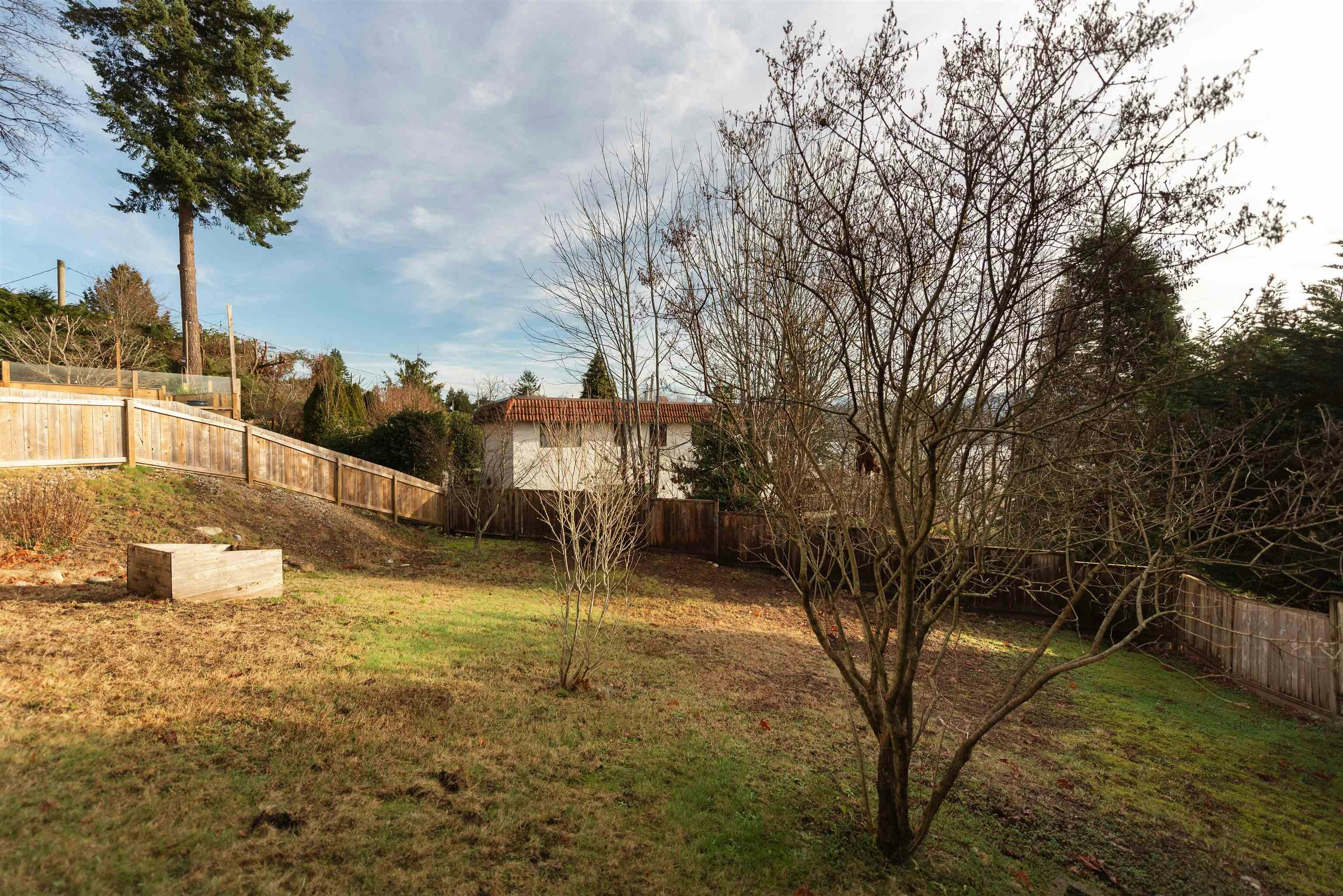 476 Abbs Road, Gibsons, BC, V0N 1V8 - 38