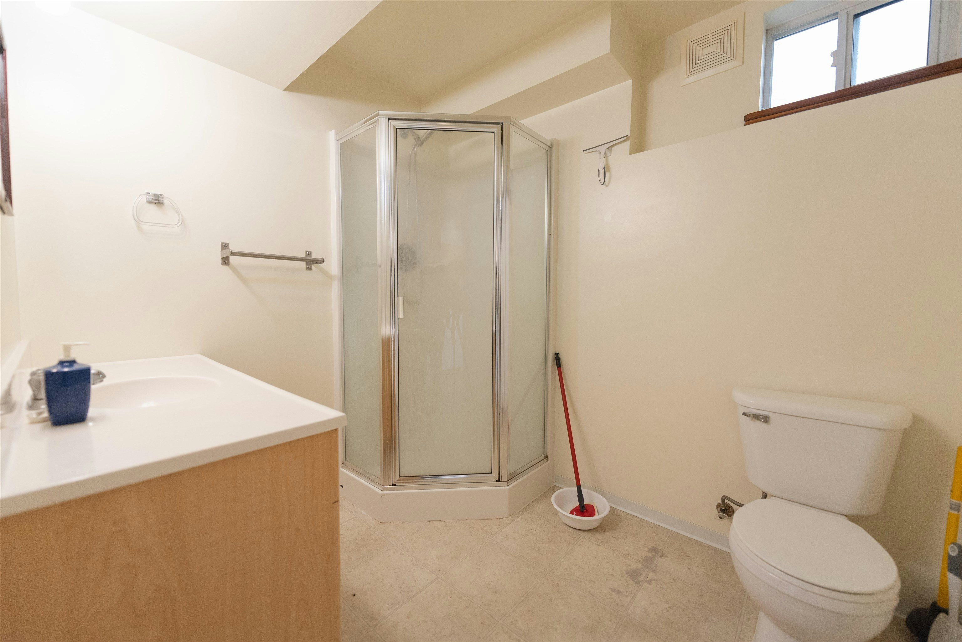 476 Abbs Road, Gibsons, BC, V0N 1V8 - 37