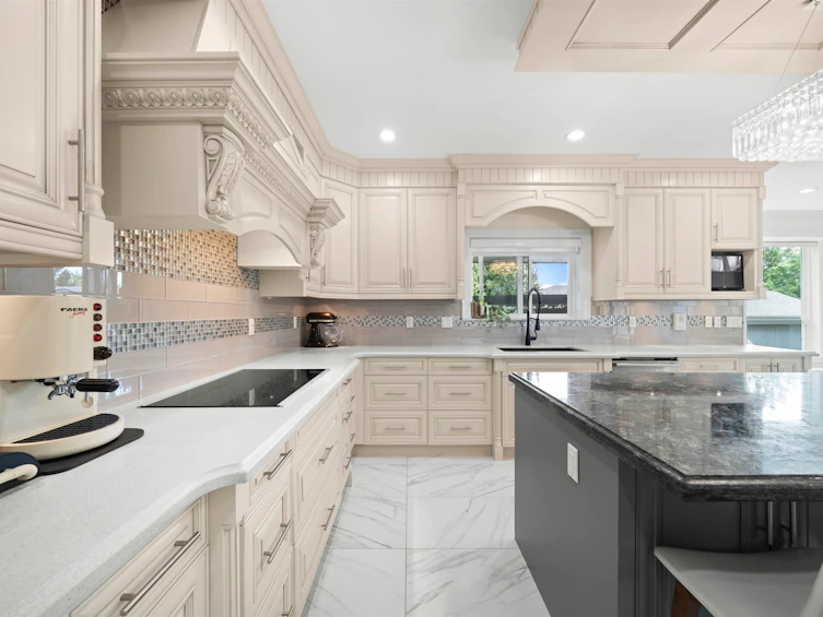 7638 Aubrey Street, Burnaby, BC, V5A 1K7 - 13