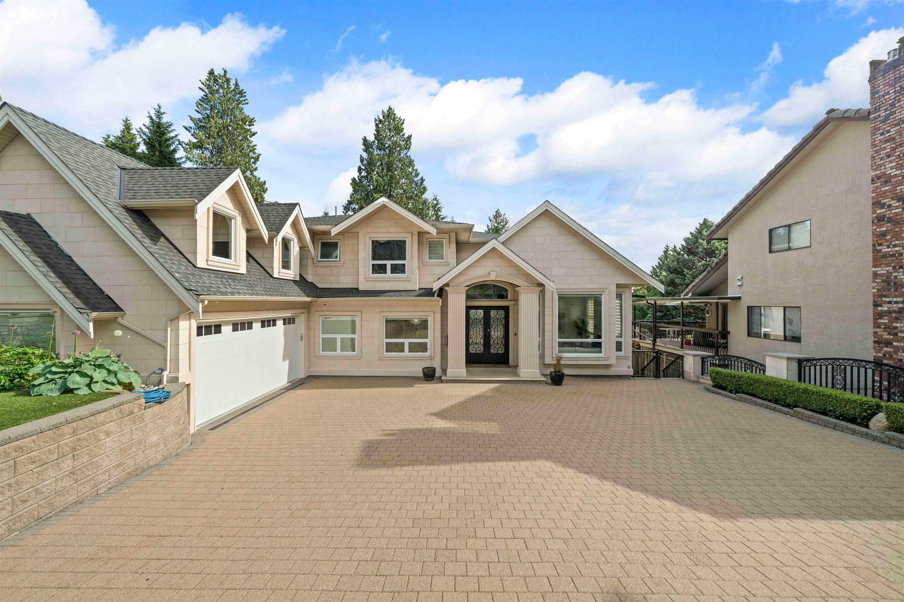 7638 Aubrey Street, Burnaby, BC, V5A 1K7