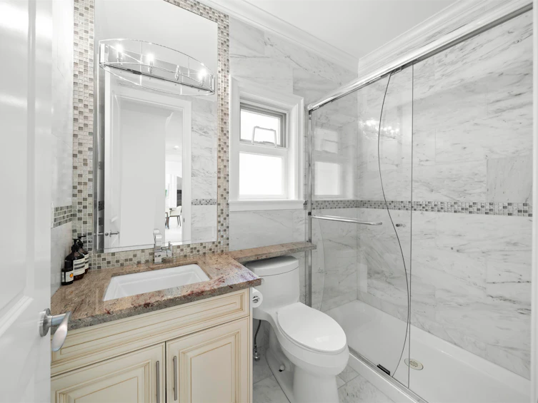 7638 Aubrey Street, Burnaby, BC, V5A 1K7 - 18