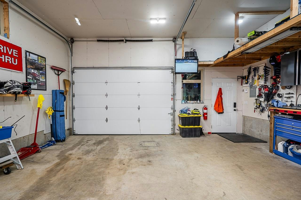 26554 33 Avenue, Langley, BC, V4W 3G2 - 33