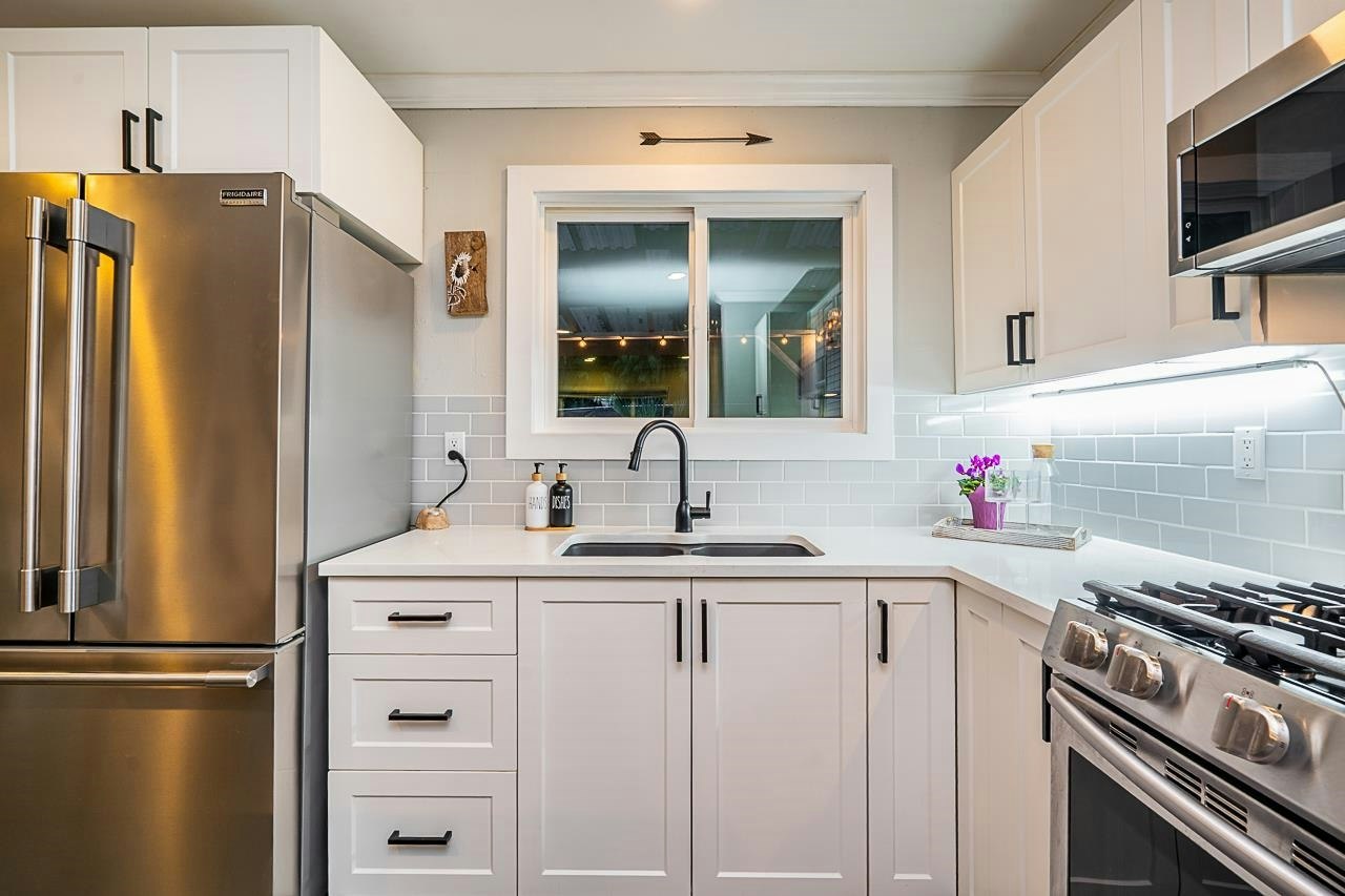 26554 33 Avenue - 4