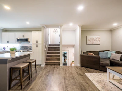 26554 33 Avenue - 3