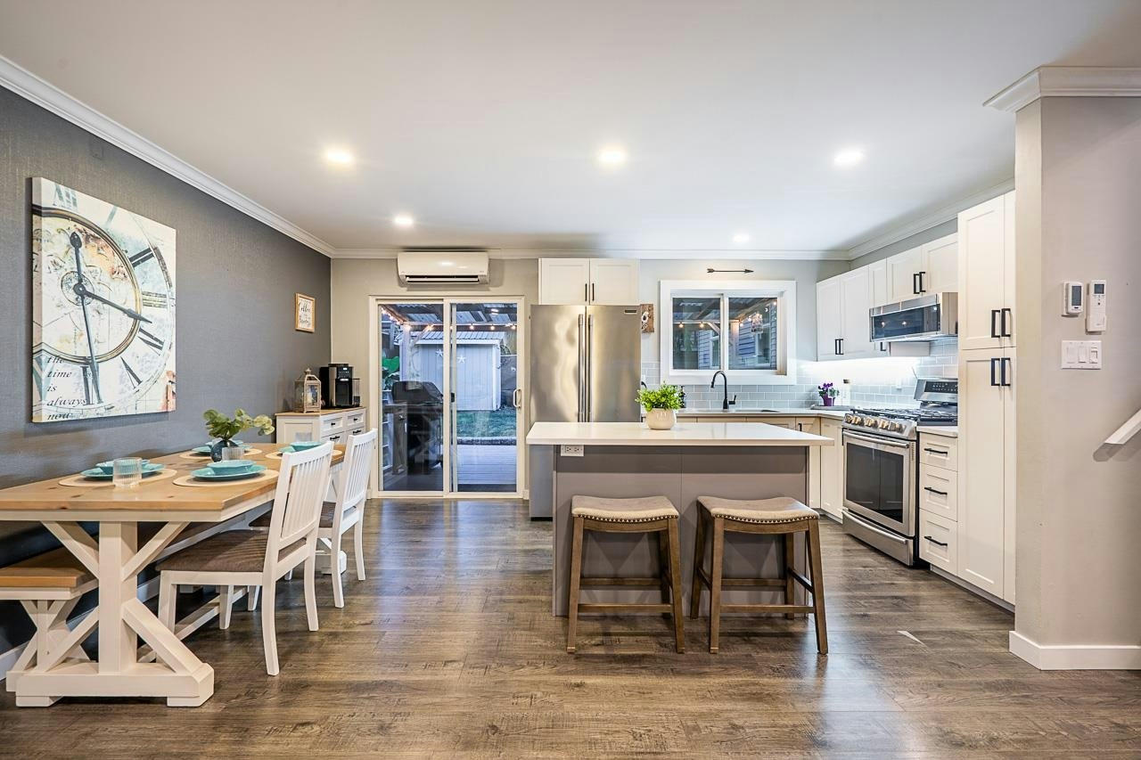 26554 33 Avenue - 2