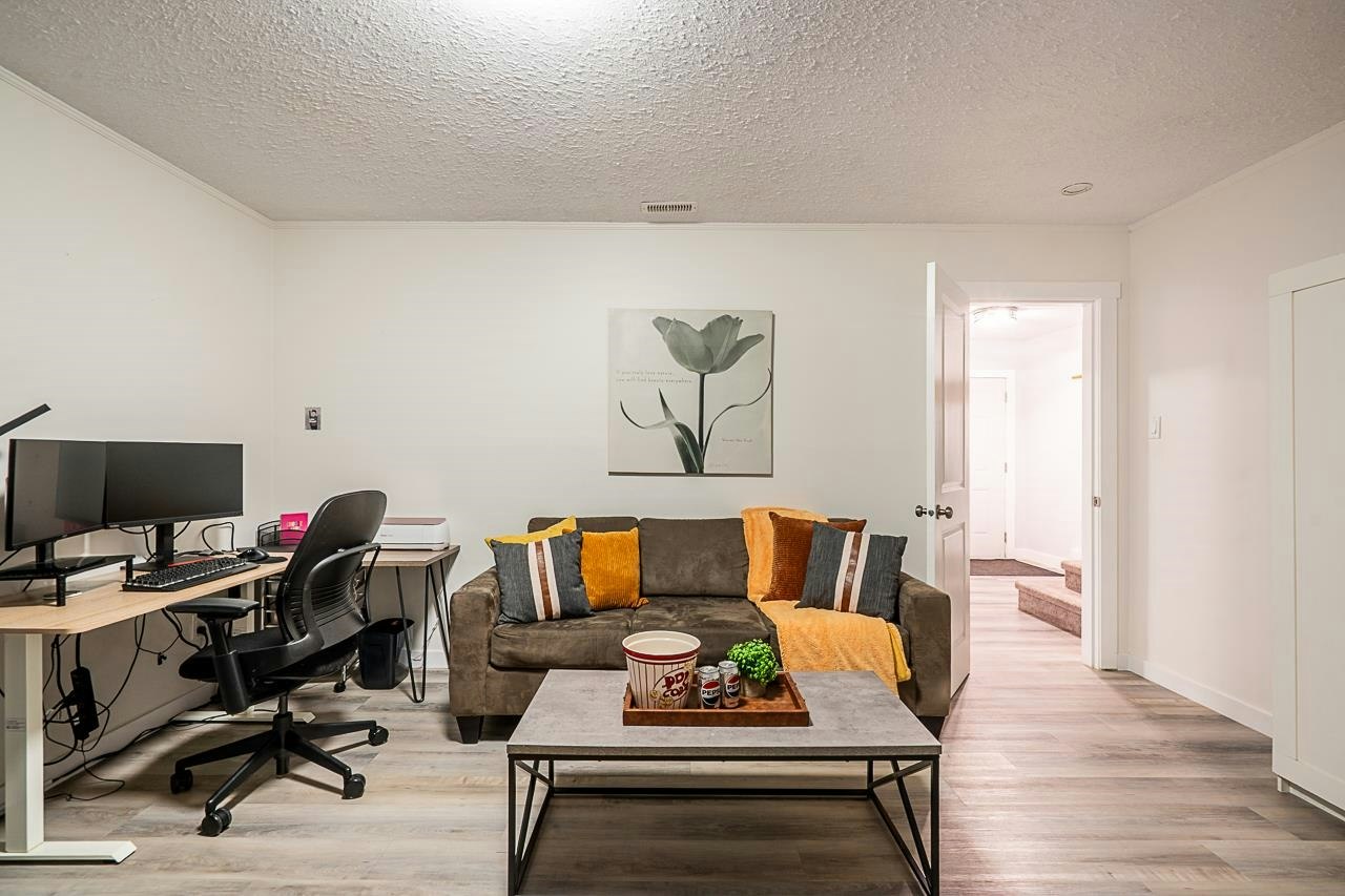 26554 33 Avenue, Langley, BC, V4W 3G2 - 20