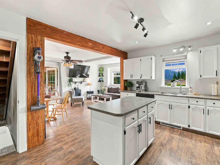 35815 Page Road, Abbotsford, BC, V3G 1P3 - 12