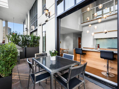 PH701-531 Beatty Street - 5