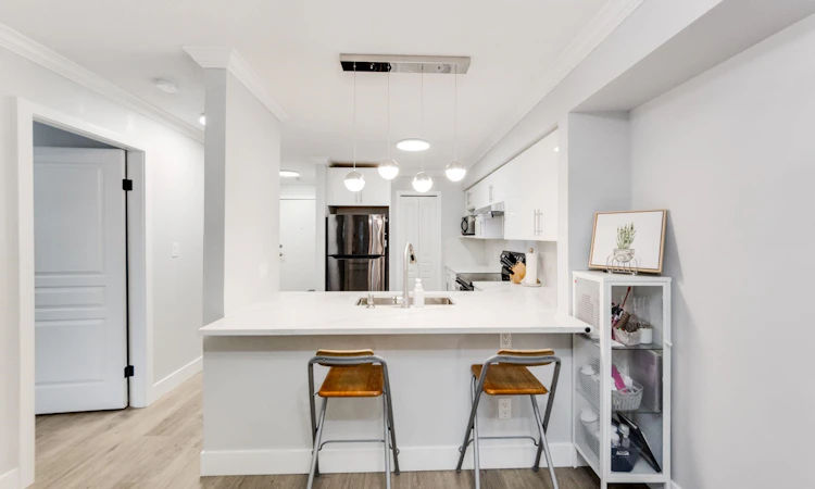 204B-7025 Stride Avenue