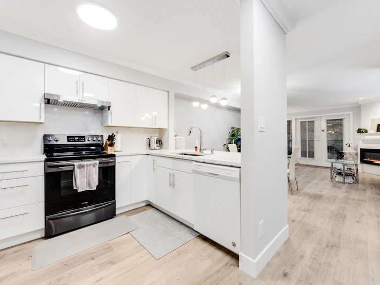 204B-7025 Stride Avenue, Burnaby, BC, V3N 4Y2 - 2