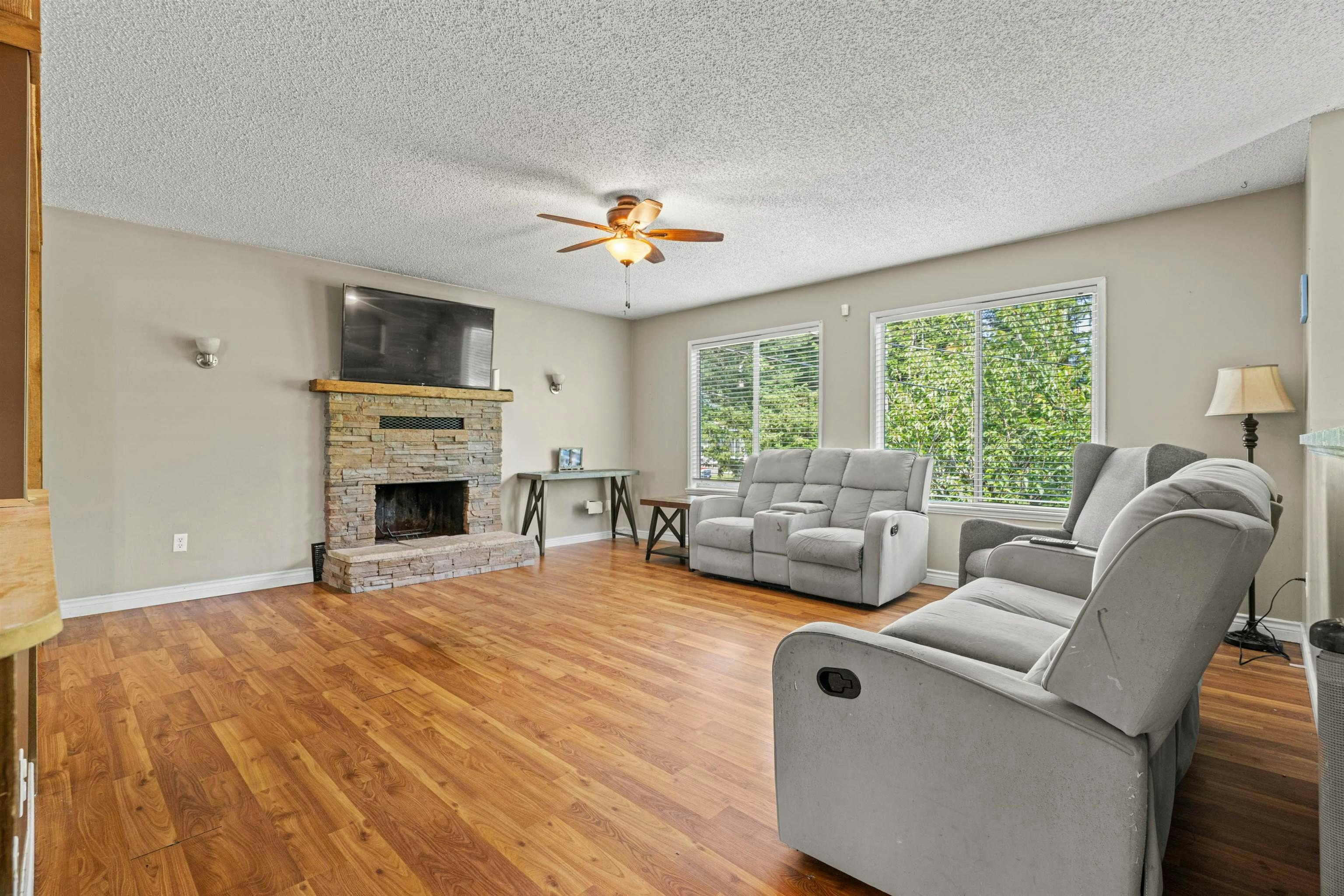450 Wardle Street, Hope, BC, V0X 1L0 - 5
