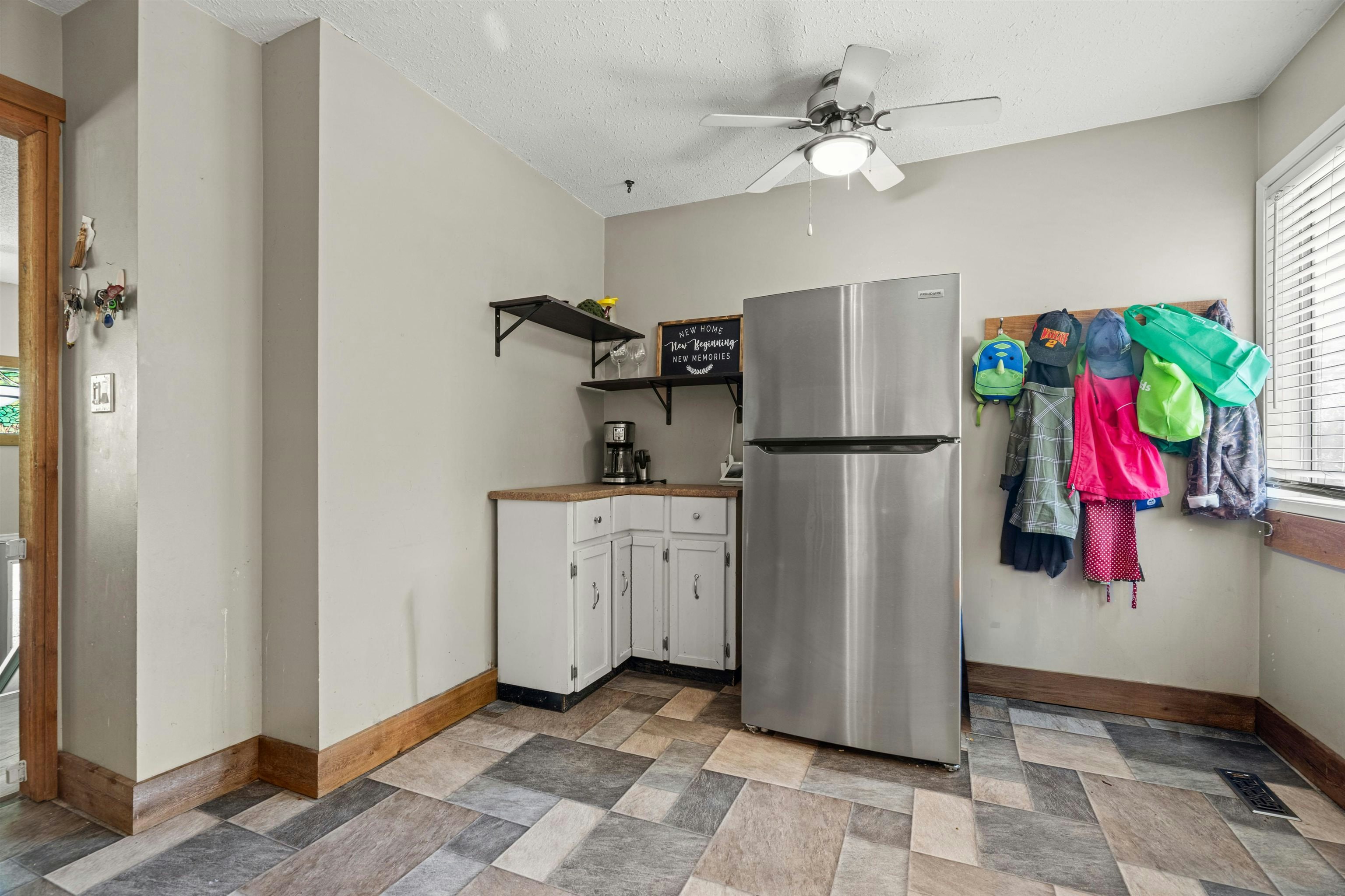 450 Wardle Street, Hope, BC, V0X 1L0 - 9