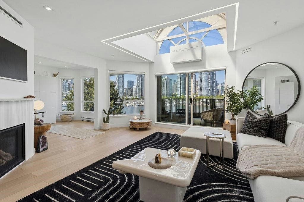 PH 409-1859 Spyglass Place, Vancouver, BC, V5Z 4K6