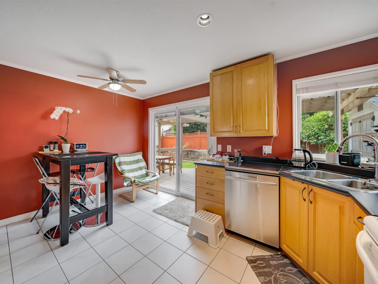 1298 Jordan Street, Coquitlam, BC, V3B 6M7 - 9