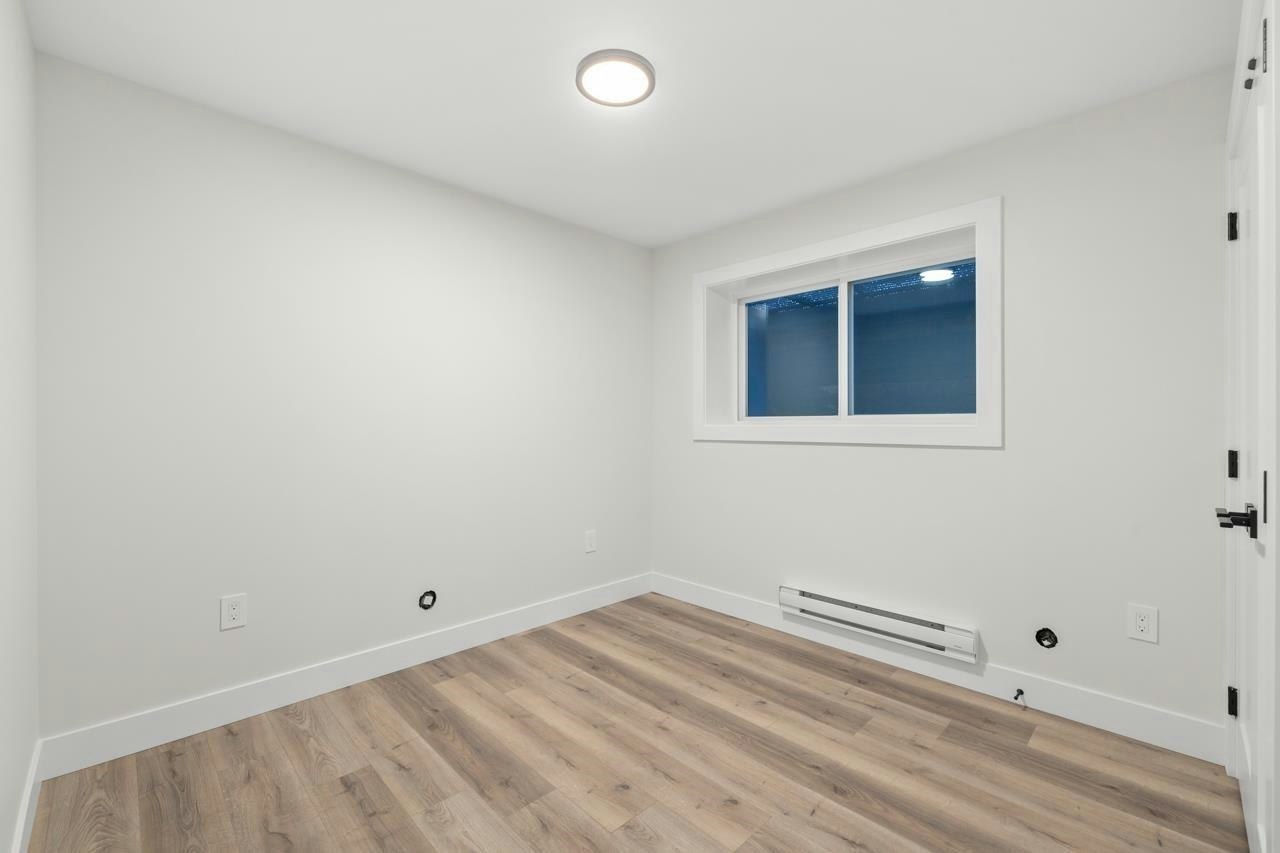 Basement-10539 Mcveety St Street, Maple Ridge, BC, V2W 0K3 - 3