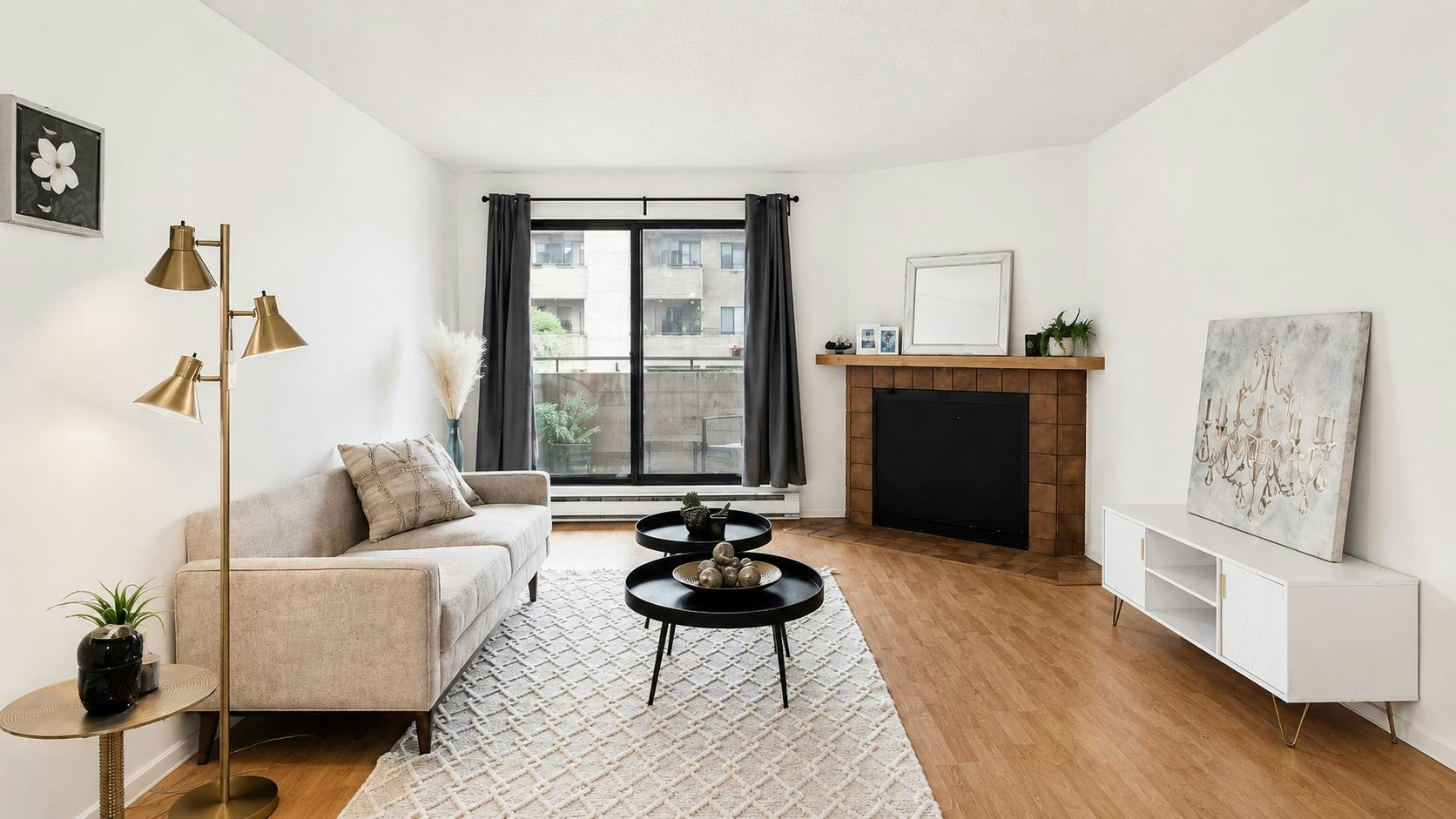 206-7295 Moffatt Road, Richmond, BC, V6Y 3E5
