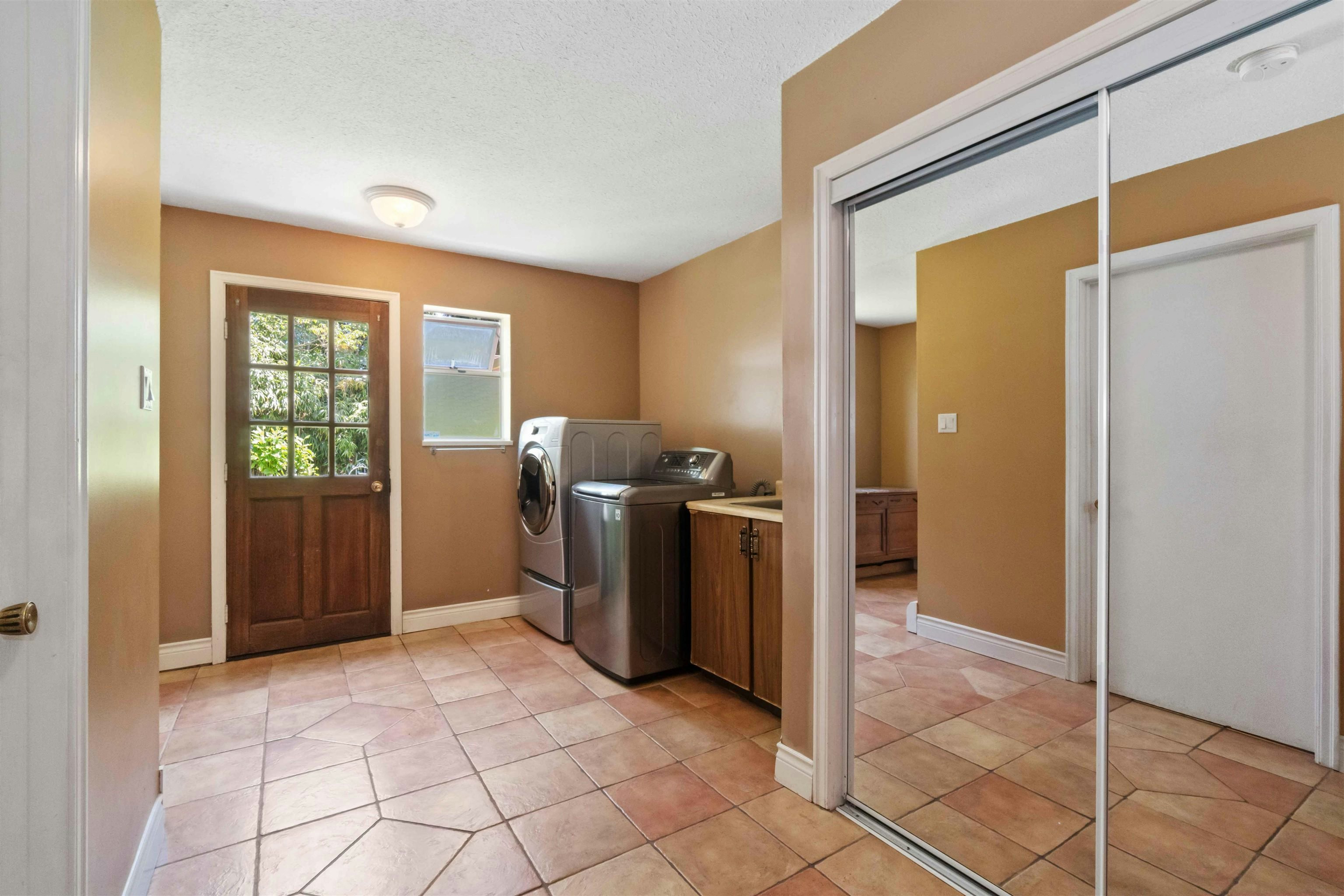 4106 Staulo Crescent, Vancouver, BC, V6N 3S2 - 21