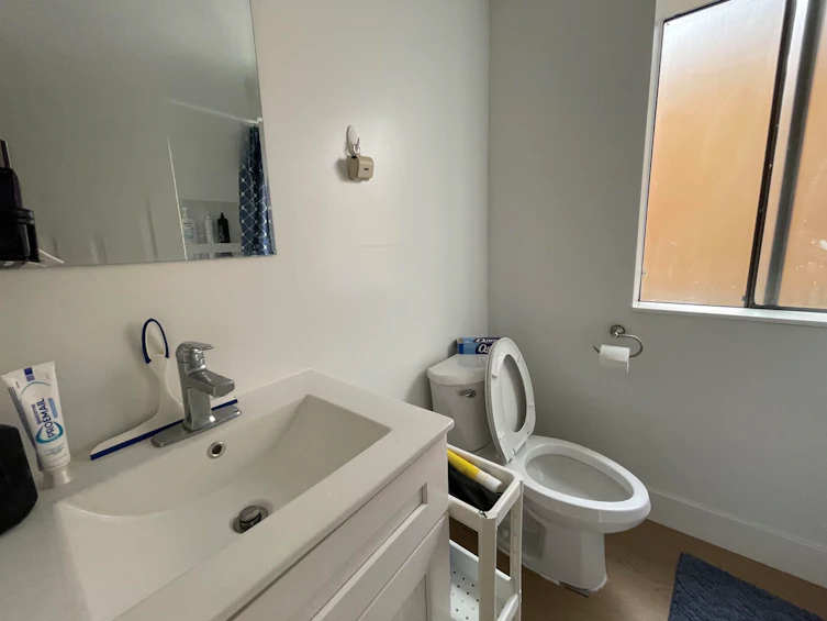3469 W 8th Avenue, Vancouver, BC, V6R 1Y6 - 9