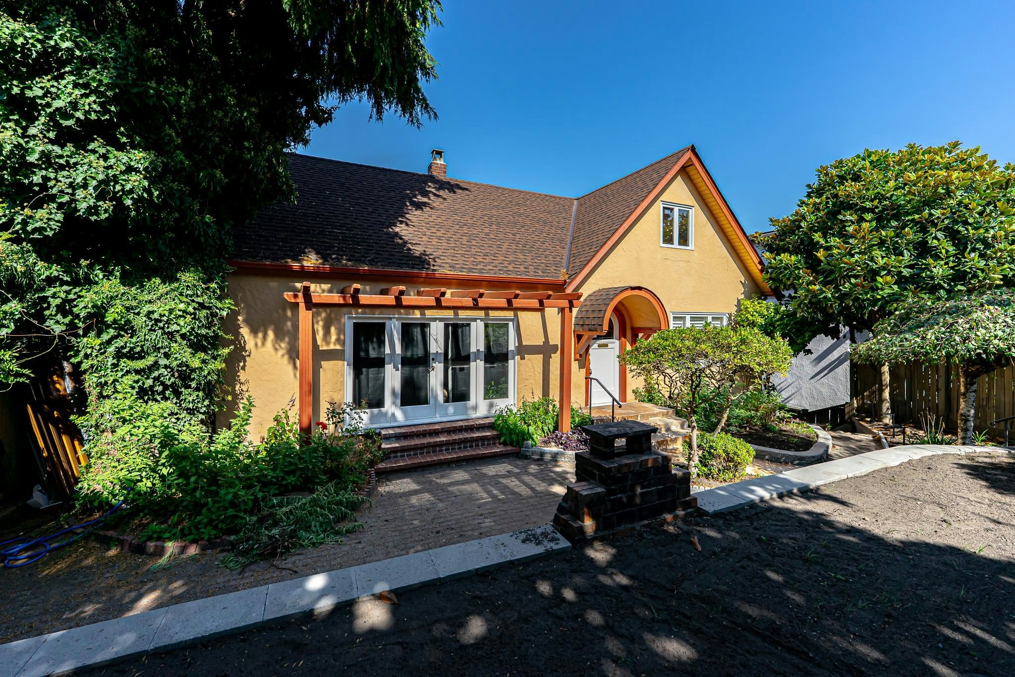 4327 Locarno Crescent, Vancouver, BC, V6R 1G2
