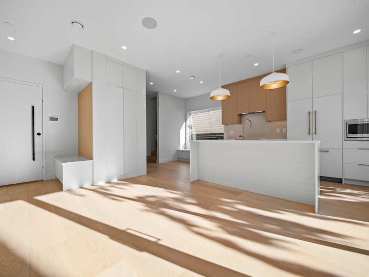 5407 Wales Street, Vancouver, BC, V5R 3M9 - 12