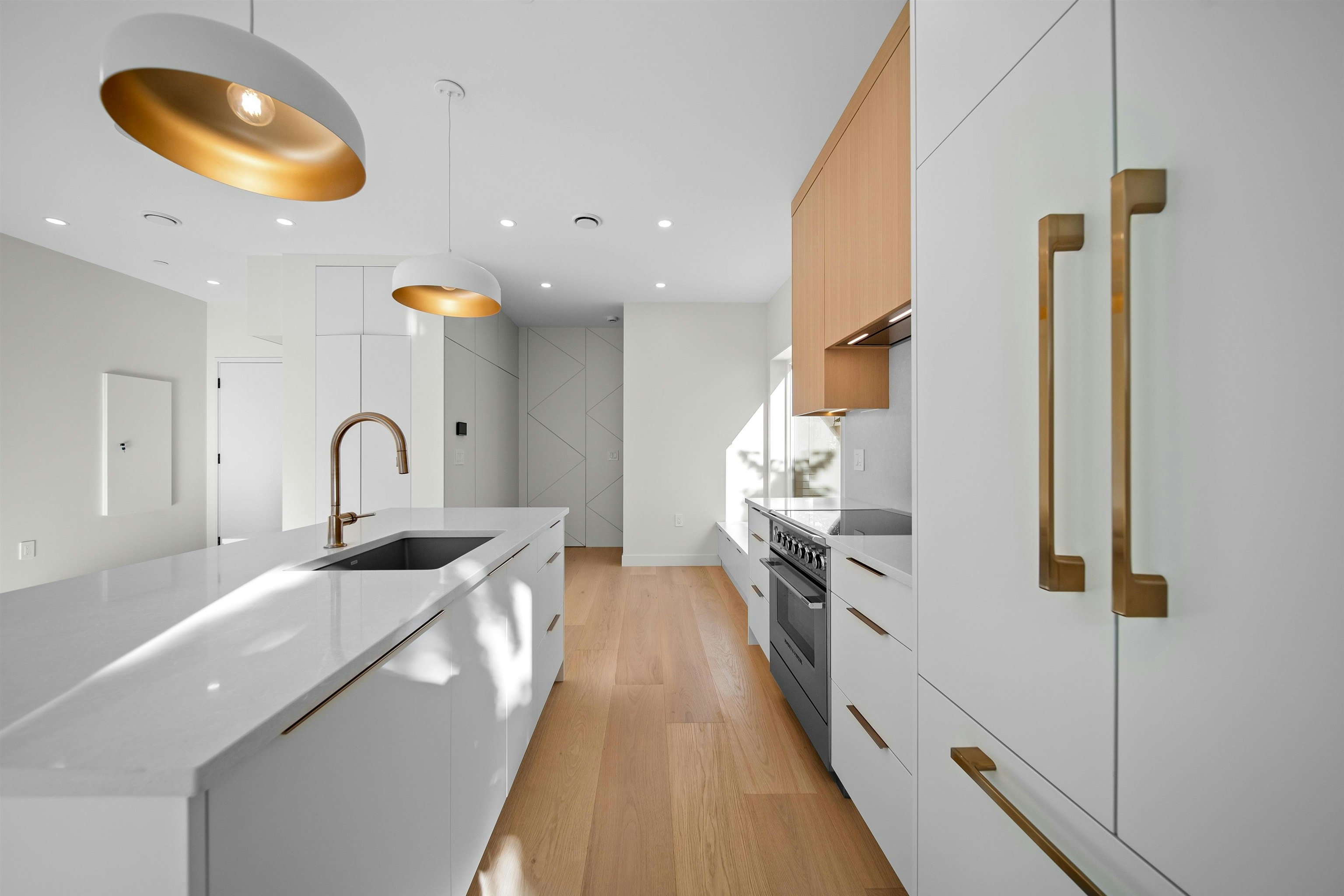 5407 Wales Street, Vancouver, BC, V5R 3M9 - 6
