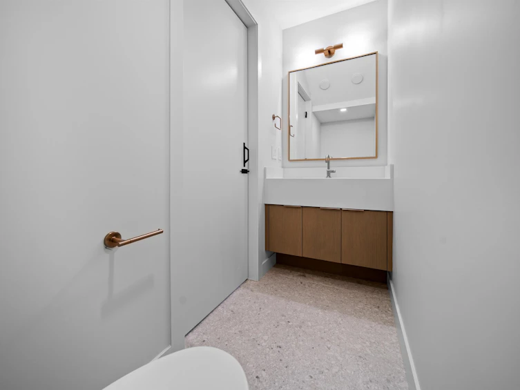 5407 Wales Street, Vancouver, BC, V5R 3M9 - 32