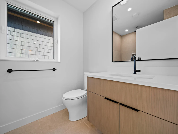 5407 Wales Street, Vancouver, BC, V5R 3M9 - 22