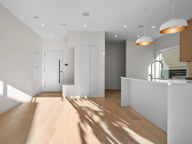 5407 Wales Street, Vancouver, BC, V5R 3M9 - 13