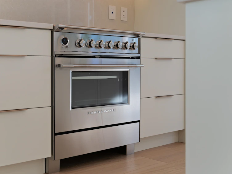 5407 Wales Street, Vancouver, BC, V5R 3M9 - 10