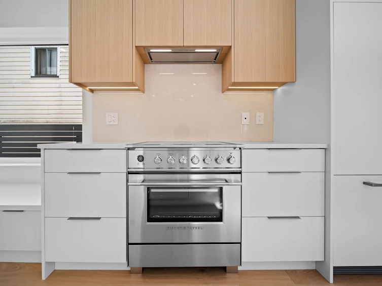 5407 Wales Street, Vancouver, BC, V5R 3M9 - 9