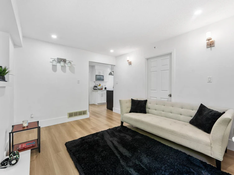 310 16th Avenue, Vancouver, BC, V5T 2T6 - 21