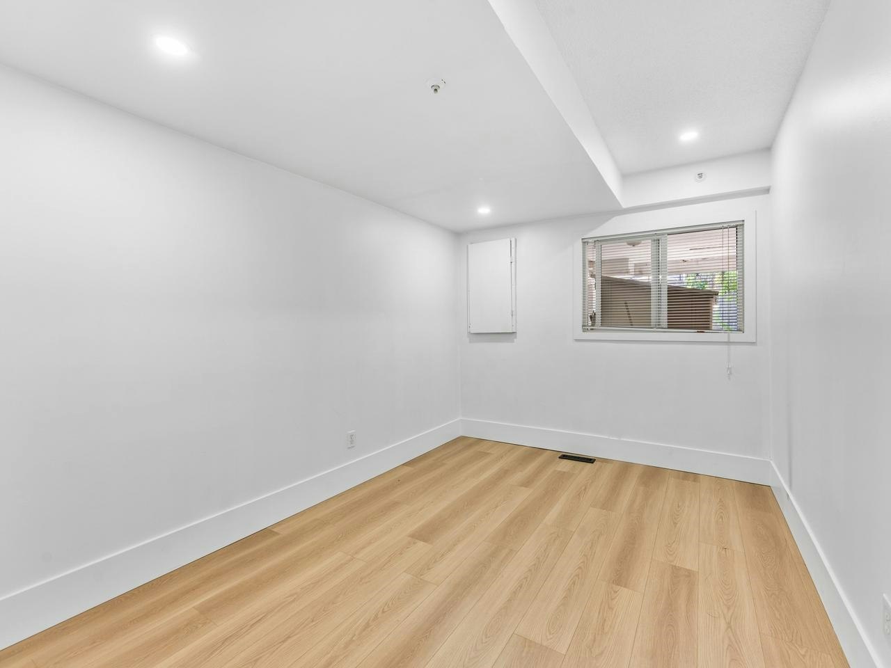 310 16th Avenue, Vancouver, BC, V5T 2T6 - 24