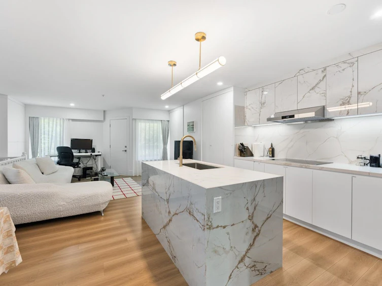 310 16th Avenue, Vancouver, BC, V5T 2T6 - 26
