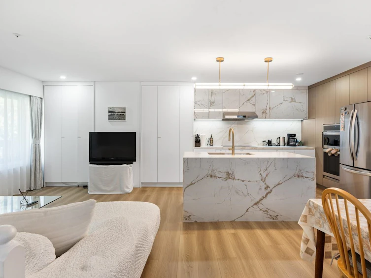 310 16th Avenue, Vancouver, BC, V5T 2T6 - 7