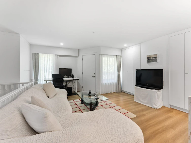 310 16th Avenue, Vancouver, BC, V5T 2T6 - 11