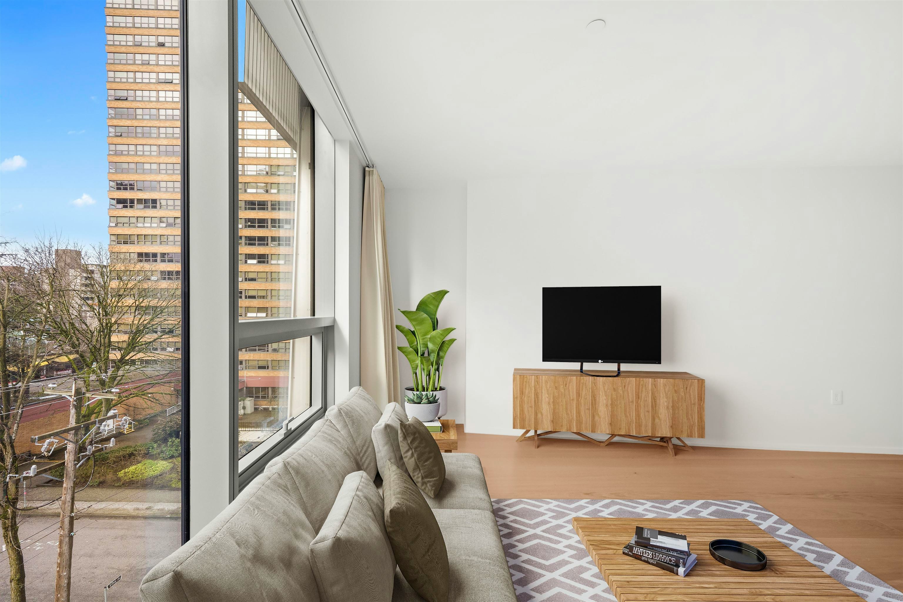 601-1568 Alberni Street - 4