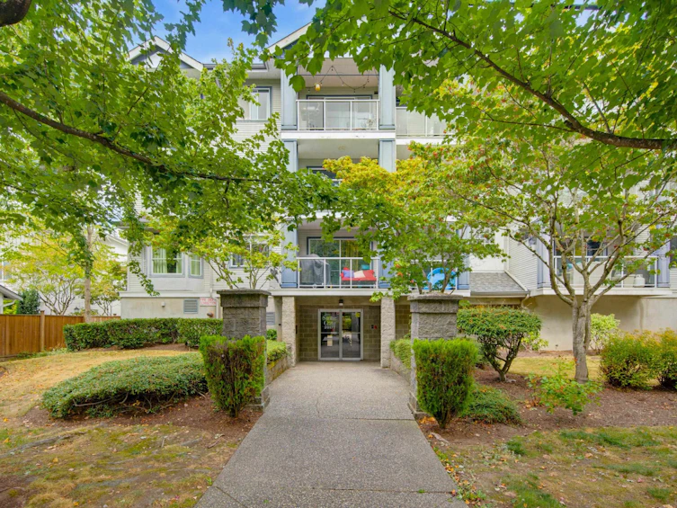 314-20177 54a Avenue, Langley, BC, V3A 3W6 - 3