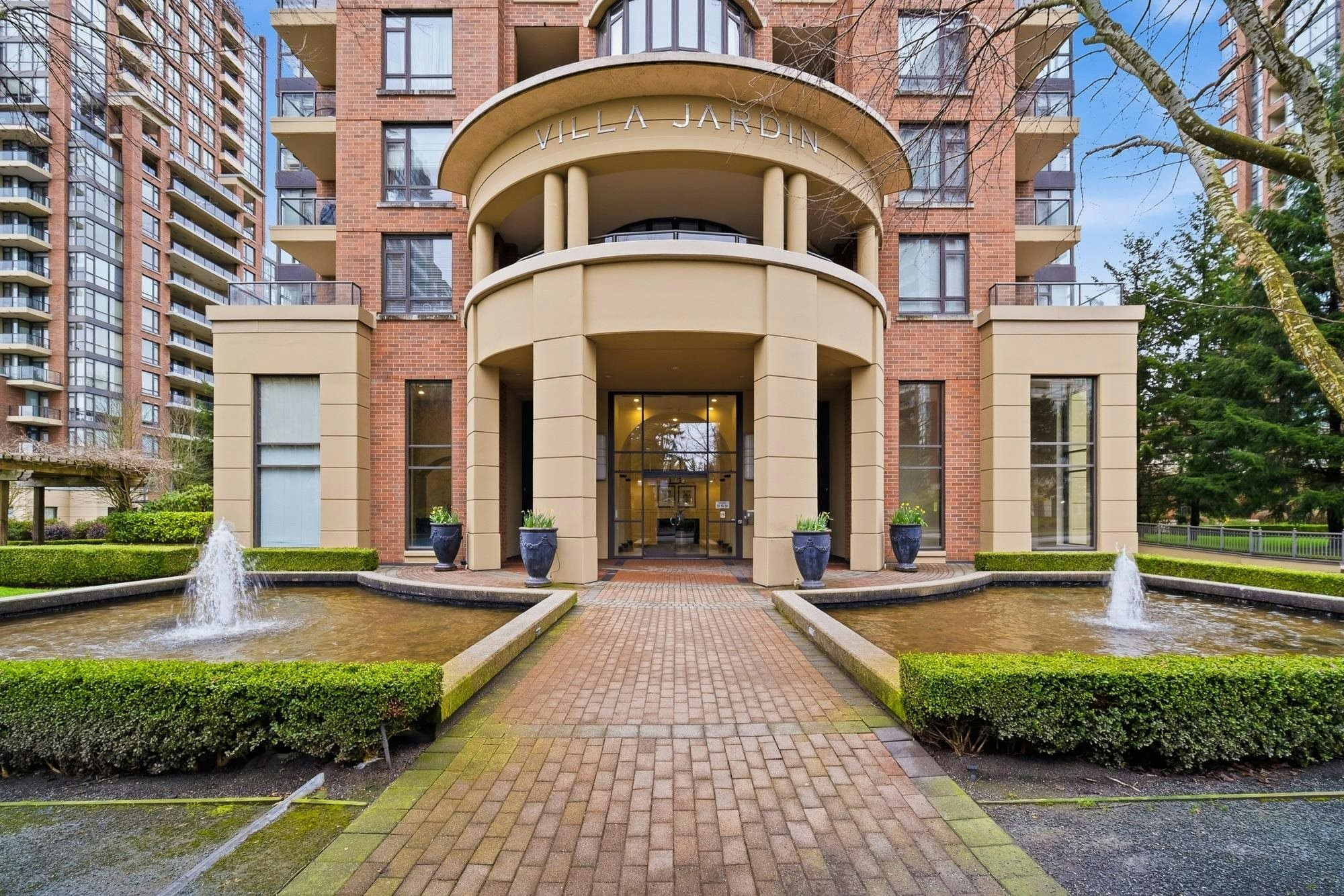 1801-6833 Station Hill Drive, Burnaby, BC, V3N 5E1 - 32