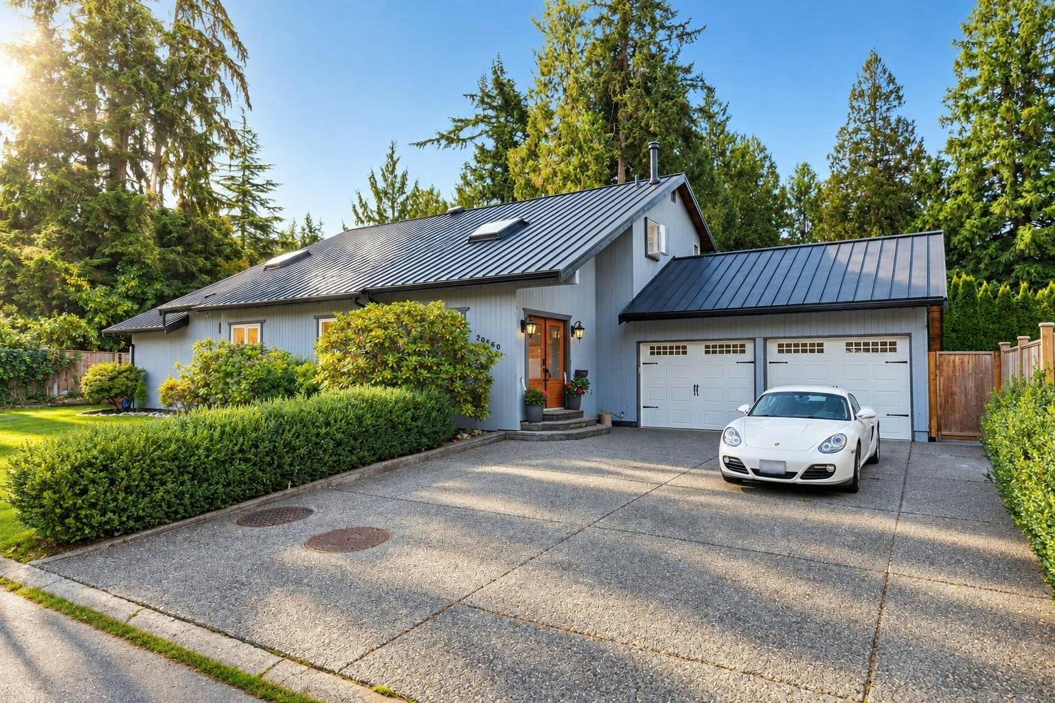 20560 45a Avenue, Langley, BC, V3A 5W1