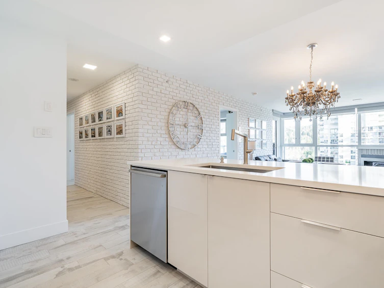 1806-235 Guildford Way, Port Moody, BC, V3H 5L8 - 12
