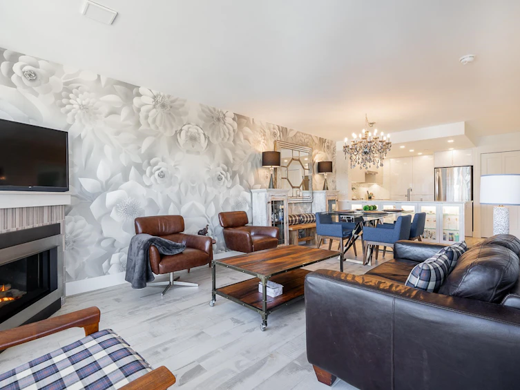1806-235 Guildford Way, Port Moody, BC, V3H 5L8 - 5